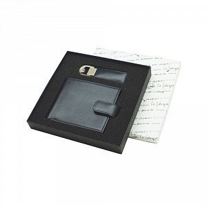 Набор в подарочной коробке: портмоне с хлястиком и монетницей, брелок для трех ключей из натуральной кожи