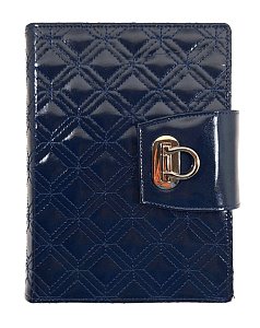 Ежедневник в обложке-портфолио c оригинальной вышивкой и хлястиком на декоративном замке