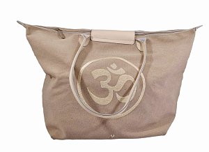 Сумка из канваса с плечевыми ручками , внутренним карманом и вышивкой "ОМ"